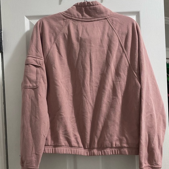 Champion Slightly Cropped Sweatshirt - Picture 7 of 7